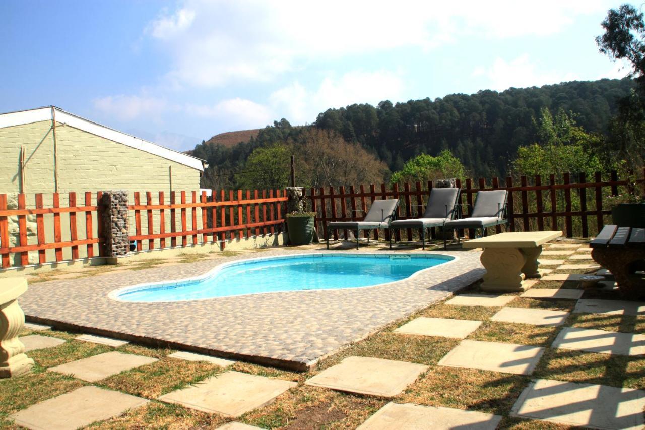 Gooderson Leisure Mountain View Cottages Self Catering And Timeshare Resort 드라켄스버그 가든 외부 사진